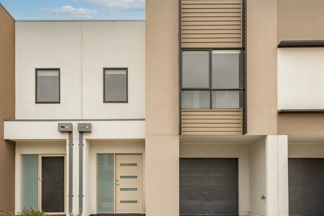 8 Babaco Street, VIC 3029