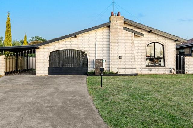 12 Harding Grove, VIC 3352