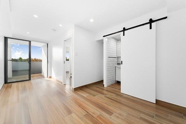18 Trivetts Lane, NSW 2041
