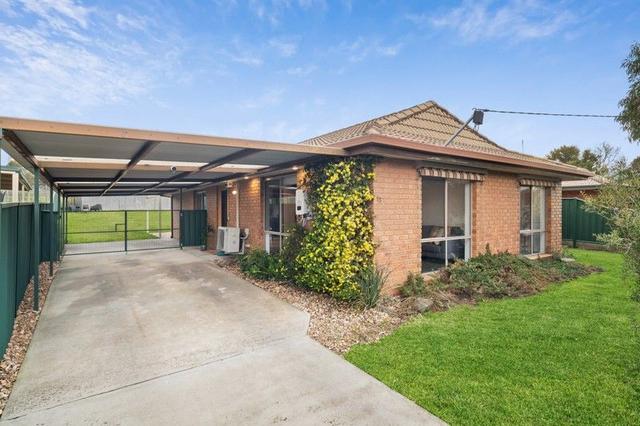 15 Palmer Place, VIC 3444