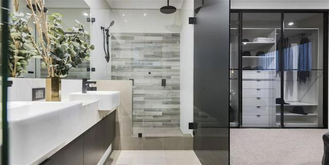 498 Elmbark Way, WA 6035