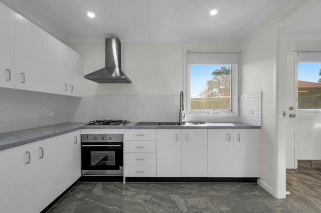 9 Rowley  Place, NSW 2560