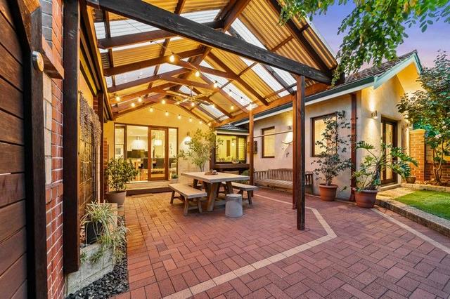 1/57 Cloister Avenue, WA 6152