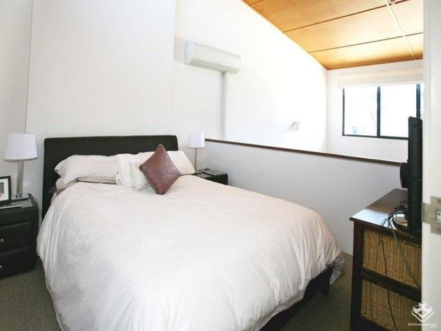 ID:21161849/139 Commercial Road, QLD 4005