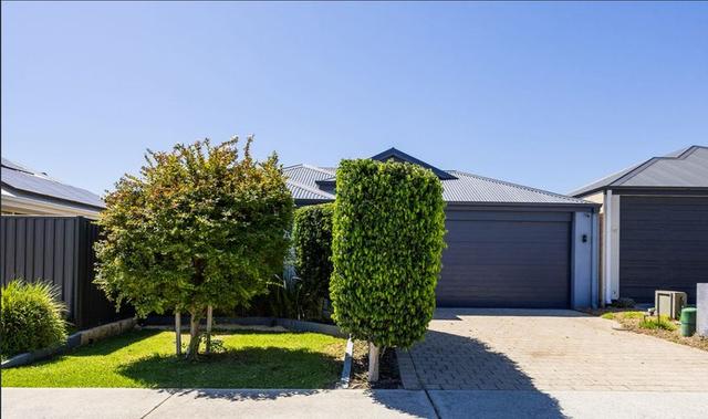 62 Gloucester Approach, WA 6055