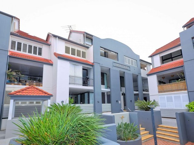 18/120 Sydney St, QLD 4005