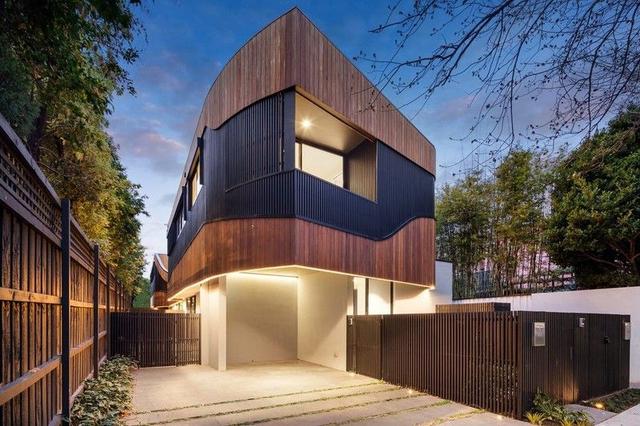 2/12 Chatsworth Road, VIC 3181