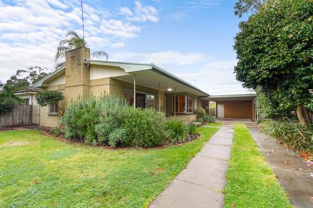 11 McGhee Street, VIC 3850