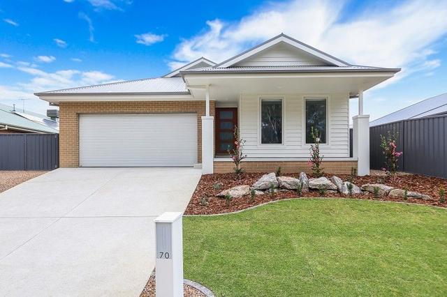 70 Milford Crescent, NSW 2640