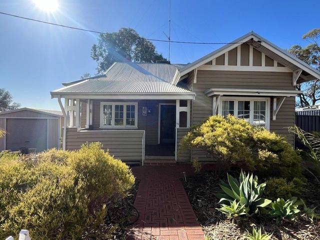 33 Fermoy Ave, WA 6401