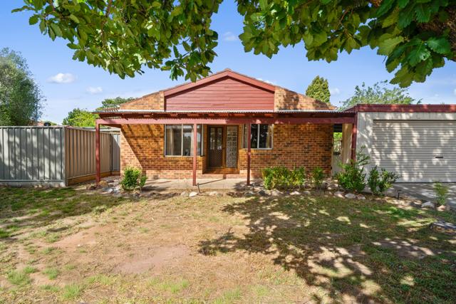 225 Ellerston Avenue, ACT 2905