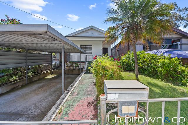 13 Haldon St, NSW 2195