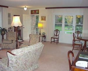 Lounge (2002-05-31)