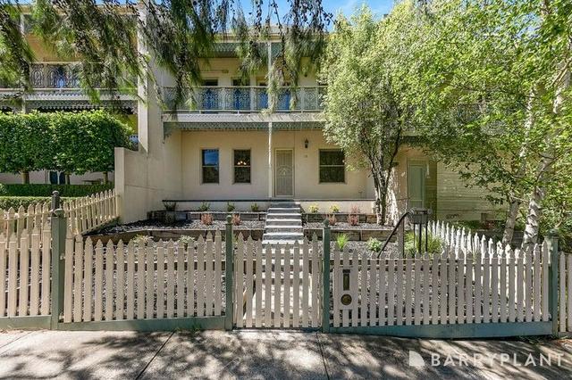 18 Westwood Drive, VIC 3082