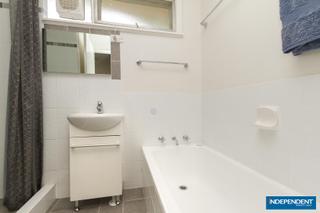 Bathroom (2017-03-01)