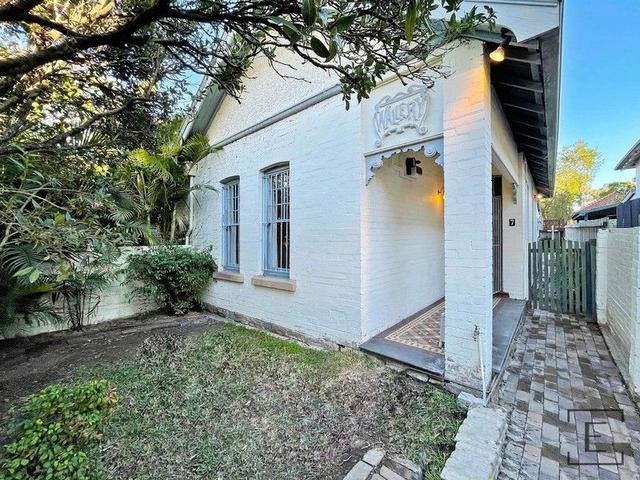 7 Formosa Street, NSW 2047