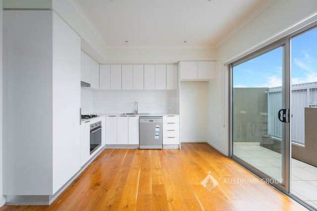 2/31A Graham Road, VIC 3190