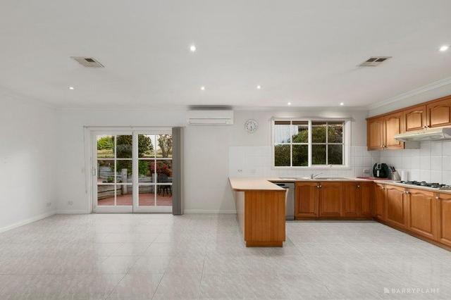 24 Robinson Grove, VIC 3105