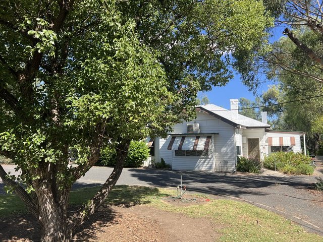 10 Webb Avenue, NSW 2400