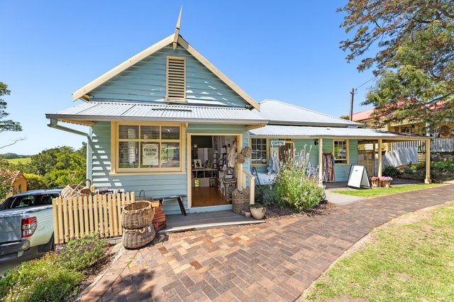 27 Bate Street, NSW 2546