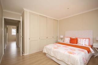 Bedroom 2 (2010-11-11)