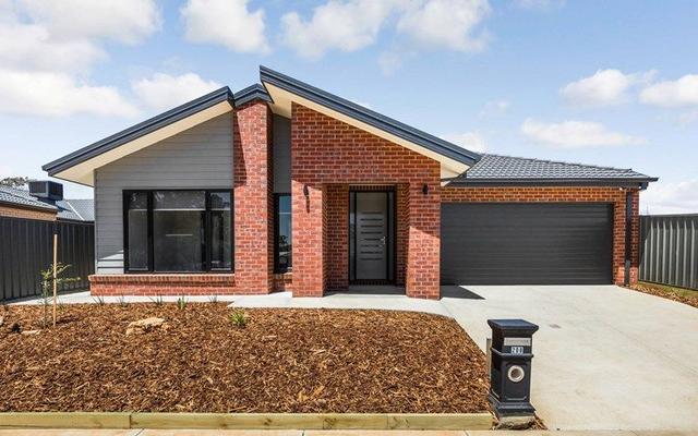 24 Tarrnook Drive, VIC 3551