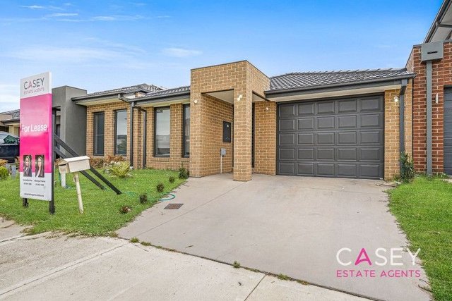 9 Dalziell Crescent, VIC 3977
