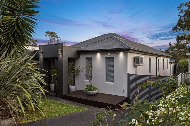 8 Richard Street, NSW 2213