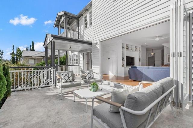 24 Carrington Street, QLD 4064