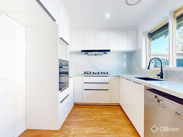 40 Heatherlea Crescent, VIC 3805