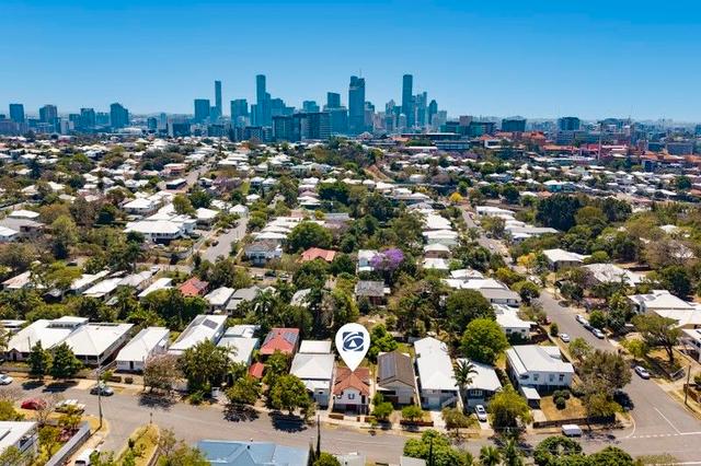 40 Park Road West, QLD 4102
