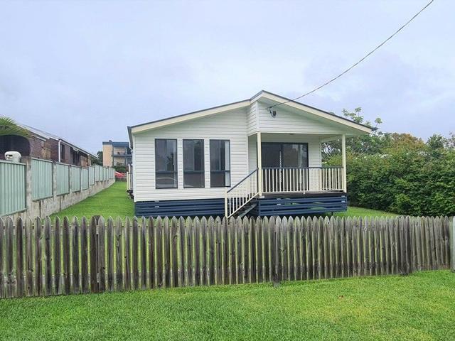 32 Ocean Street, QLD 4680