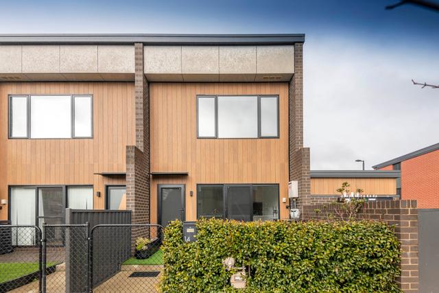 14 Beechworth Street, ACT 2602