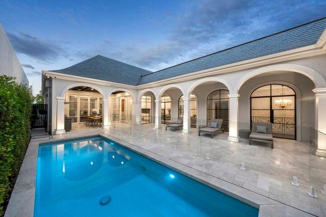 22 Douglas Street, VIC 3142