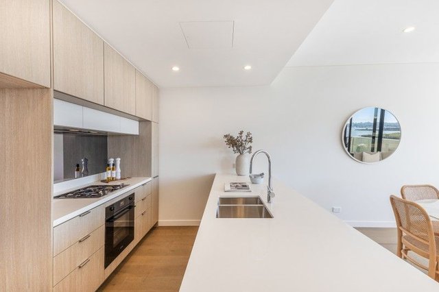 D11.19/455D Captain Cook Drive, NSW 2230