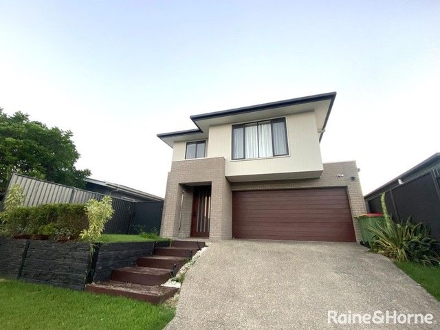 115 Fairbourne Terrace, QLD 4209