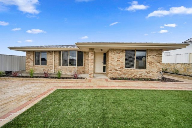 30 Christmas Avenue, WA 6027