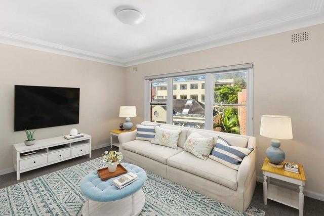 3/2 Gilbert Street, NSW 2095