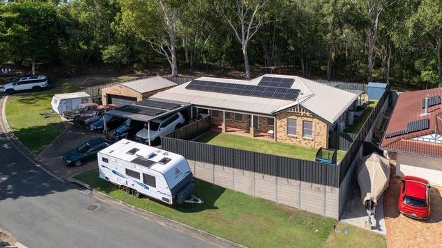 8 Monarch Court, QLD 4503