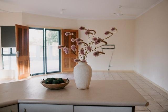 14 Bowerbird Loop, WA 6725