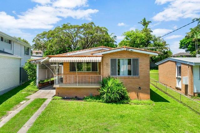 35 Cranbourne Street, QLD 4032