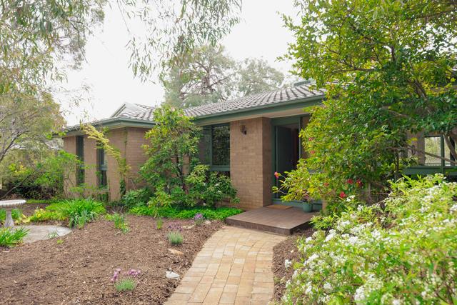 11 Booth Crescent, ACT 2614
