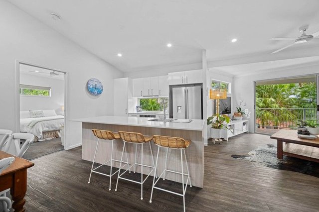 2/16 The Grove, QLD 4572