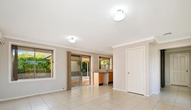 2/34 Stave Place, NSW 2155