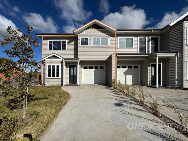 4a Crestwood Drive, NSW 2580