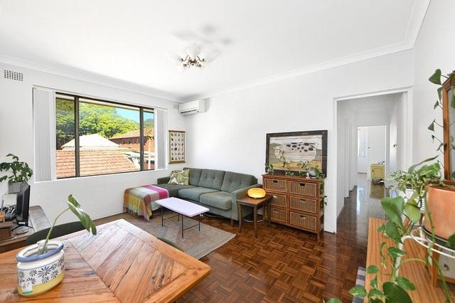 8/2 Third Avenue, NSW 2194