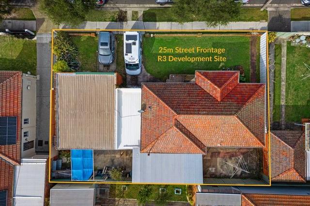 90 Barton Street, NSW 2217