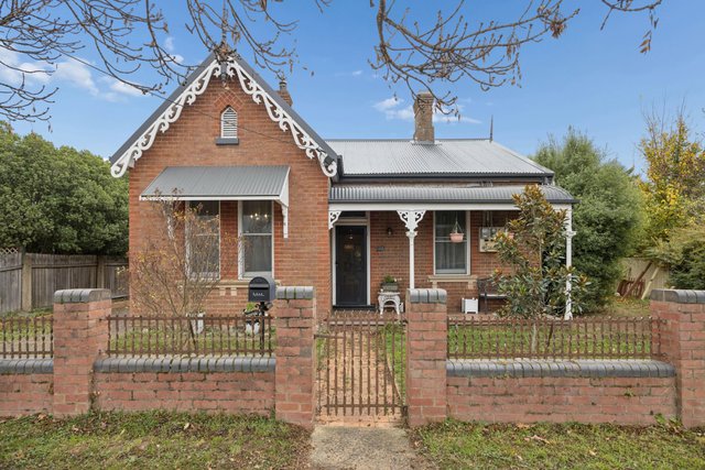 118 Lagoon Street, NSW 2580