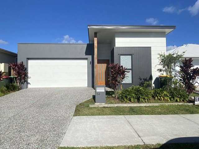 54 Valley Crescent, QLD 4553