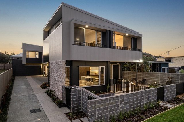 1/8 Yinneburra Street, QLD 4573